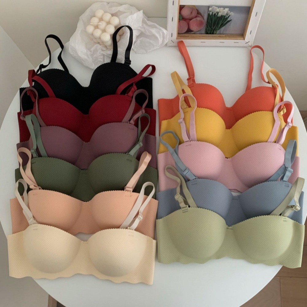 حمالة صدر نسائية مريحة وجذابة  - مراجعة Wirefree Bra Comfort وسعره