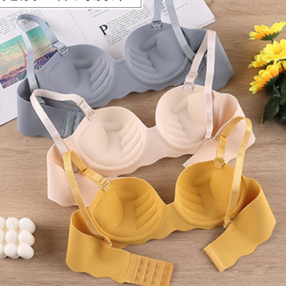 حمالة صدر نسائية مريحة وجذابة  - مراجعة Wirefree Bra Comfort وسعره